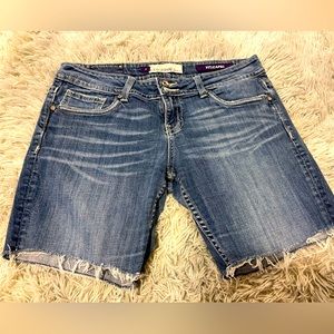 Vigoss Collection, funky distressed jean shorts, 11